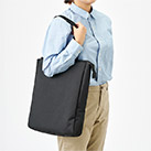 ノートPCが入れられるファスナートート（SNS-0300844）サイズイメージ